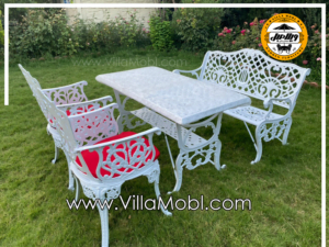 مبلمان باغی